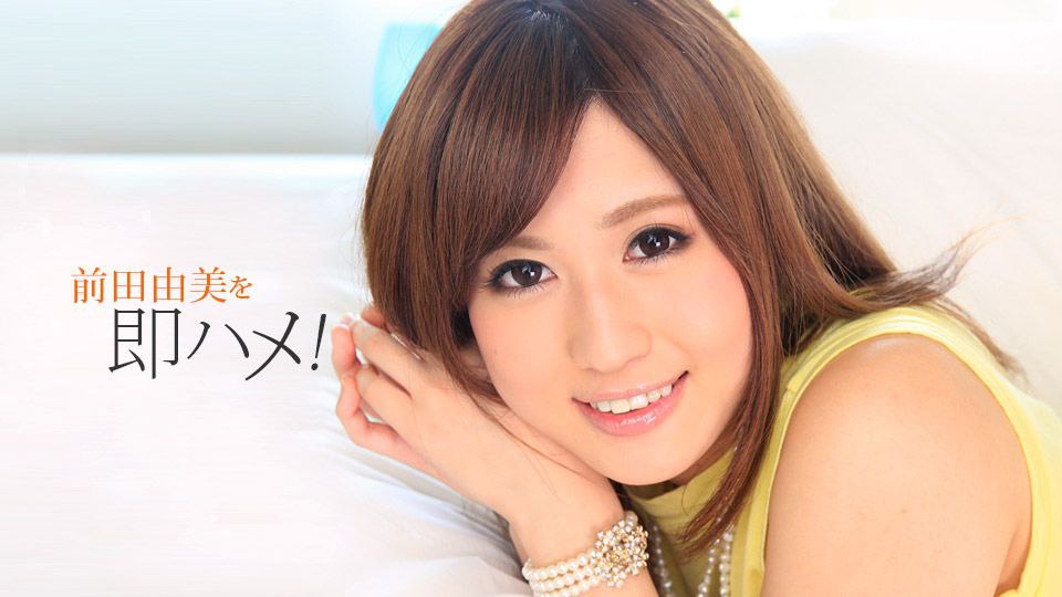 大内密探_不知道如何约的少女，漂亮妹子，一脸呆萌肉感美腿，抓着大屌深喉